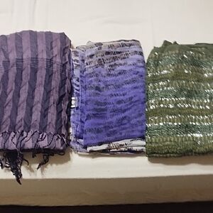 LOT WOMEN SCARF.